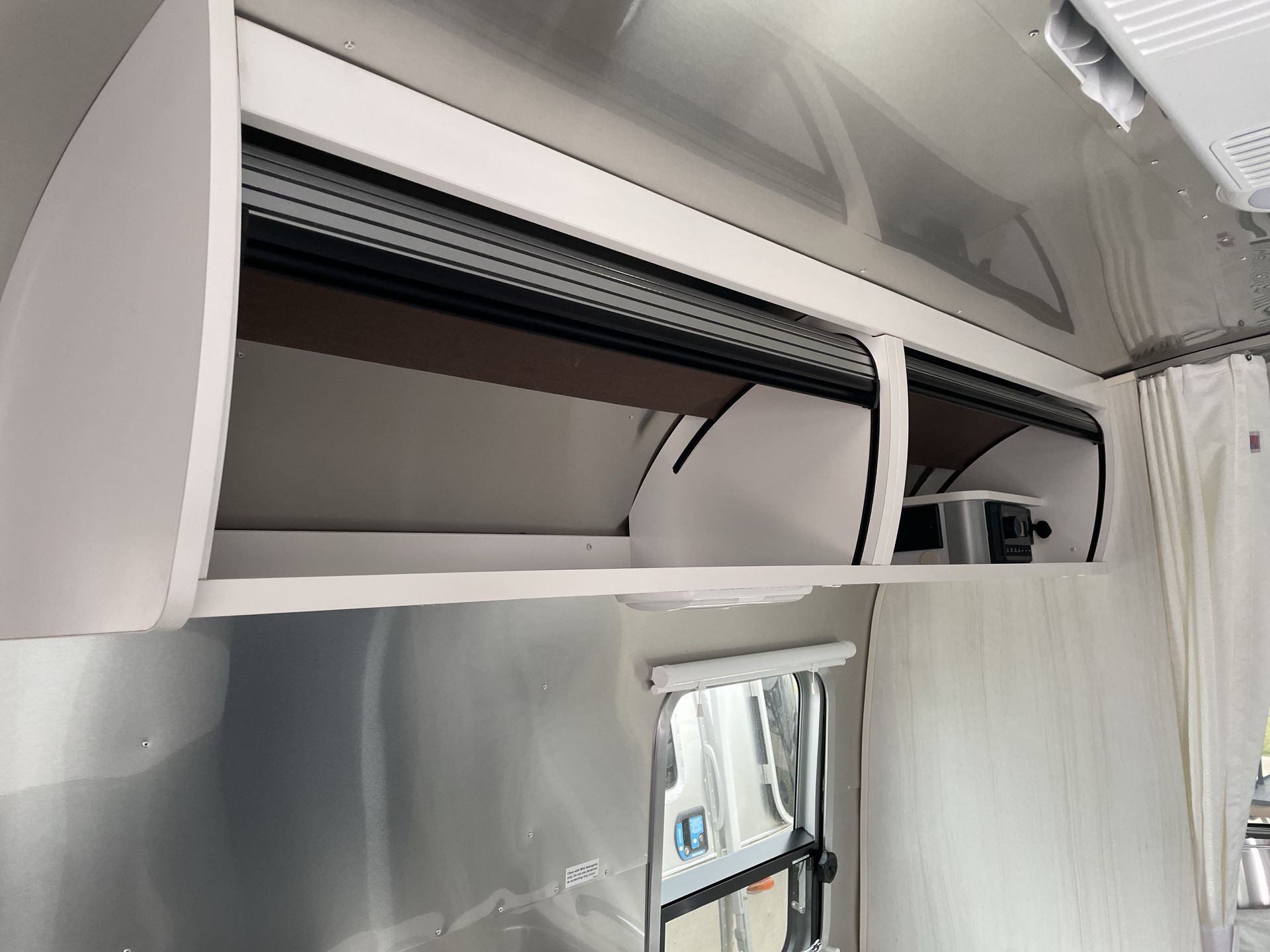 2025 Airstream 22FB Base