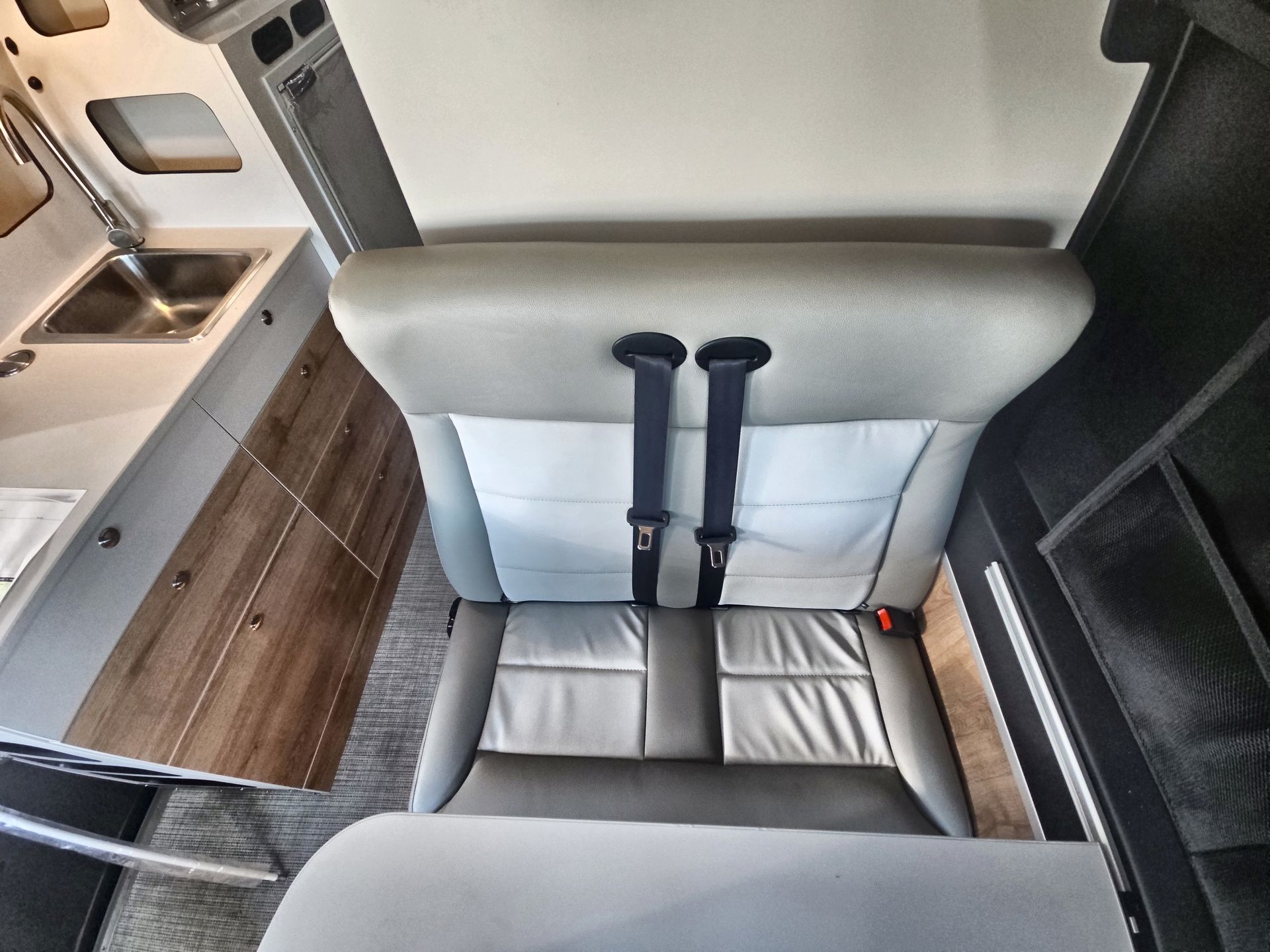 2026 Airstream Rangeline Base