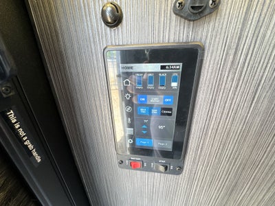 2025 Airstream 19 Base