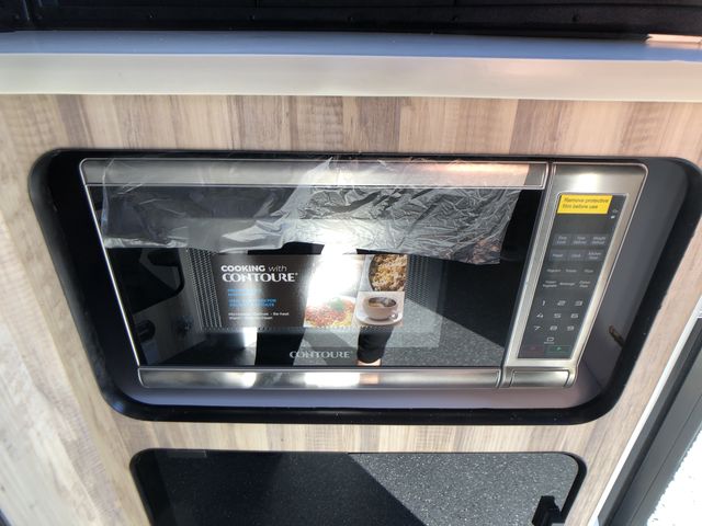 2026 Airstream 16X Base