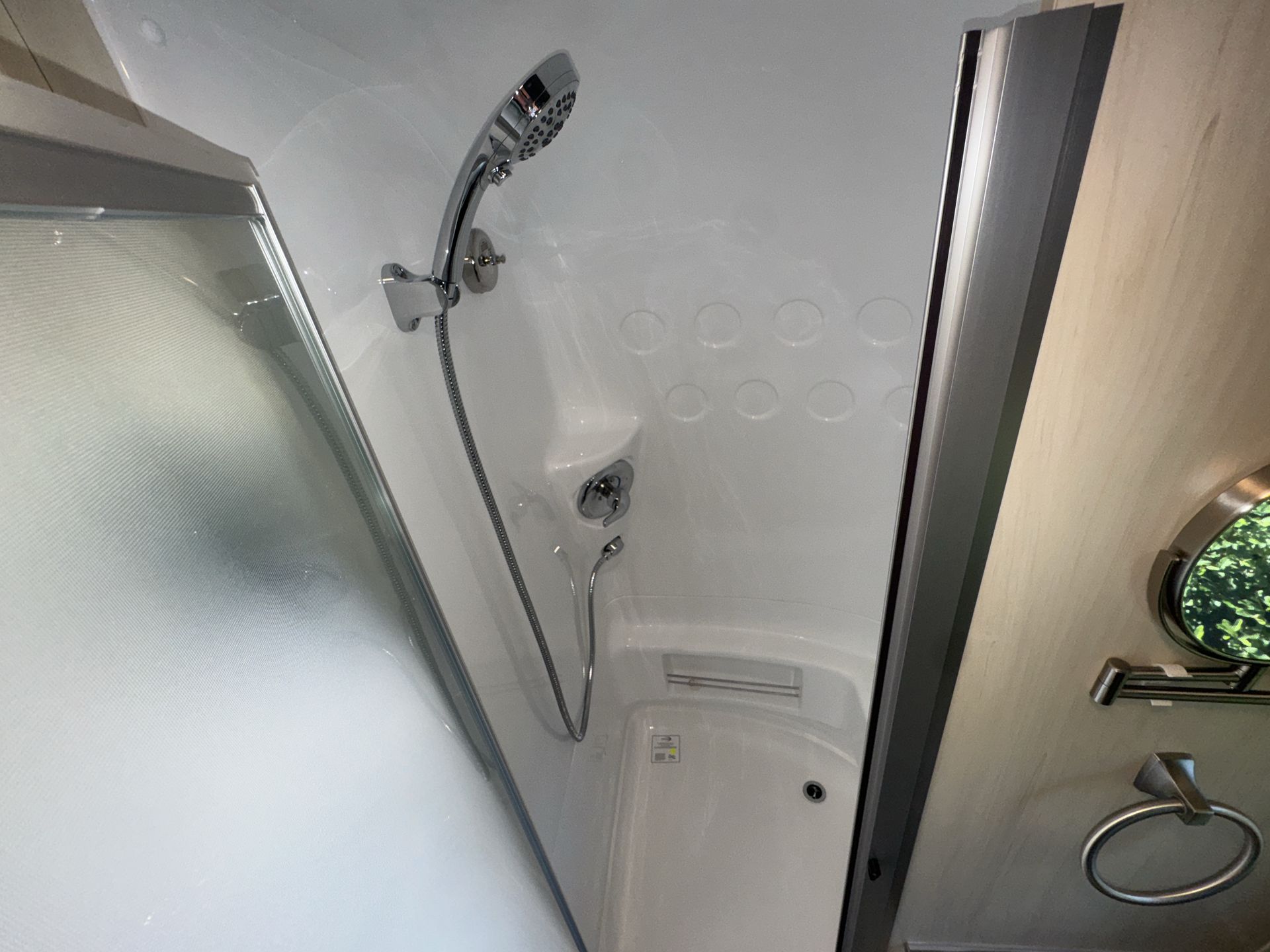 2026 Airstream 23FBT Base