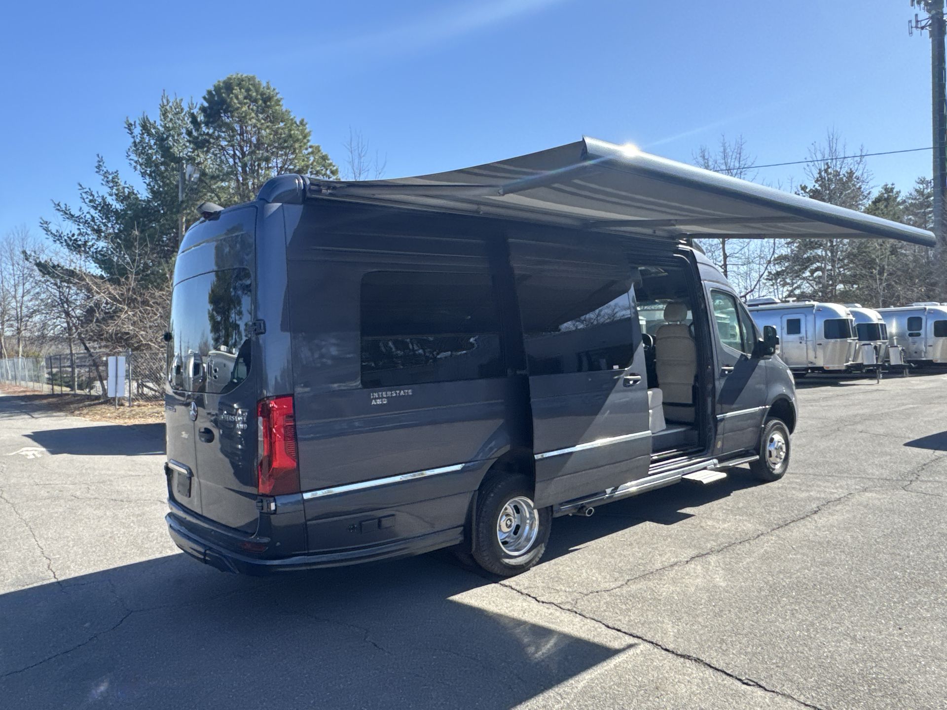 2025 Airstream 24GL Base