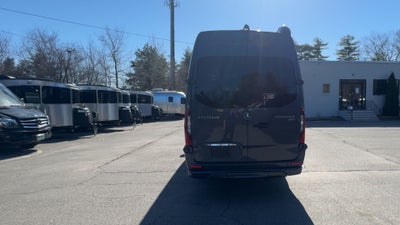 2025 Airstream 24GL Base