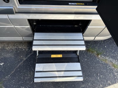 2026 Airstream Murphy Suite Base