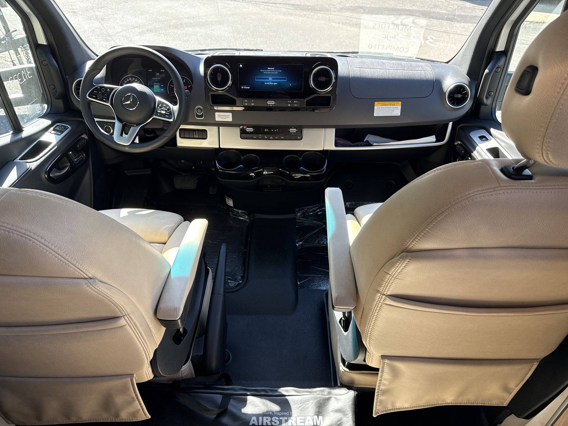 2026 Airstream Murphy Suite Base