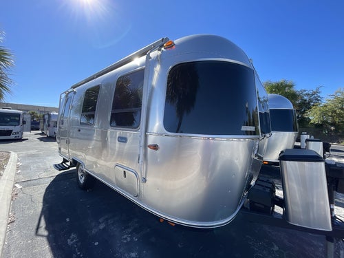 2026 Airstream 22FB Base