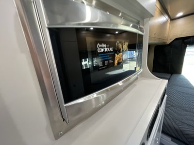 2026 Airstream Rangeline Base