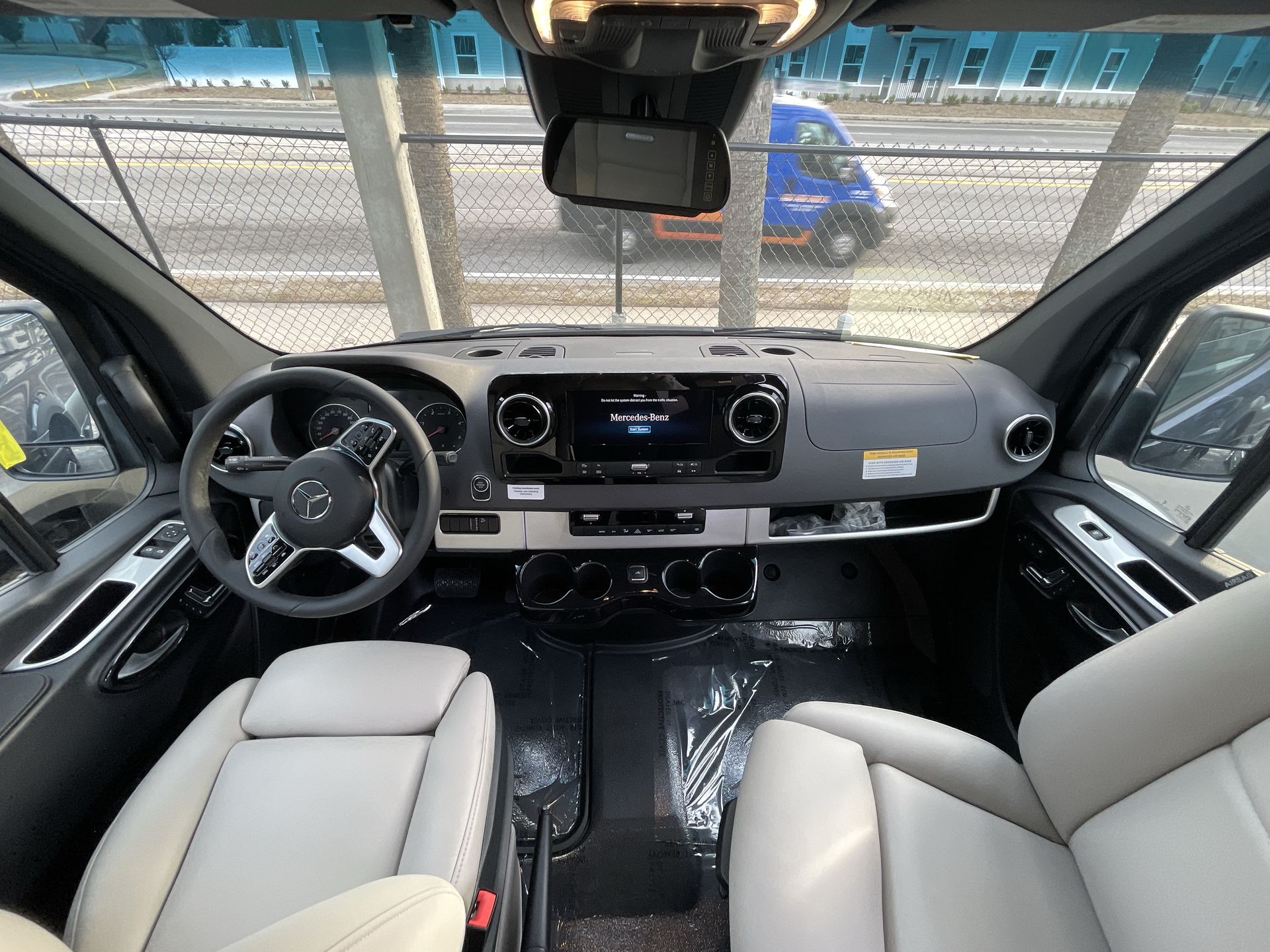 2025 Airstream 24GT Base