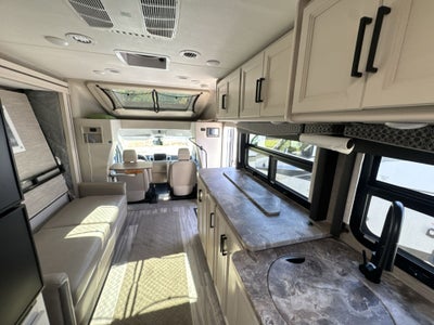 2023 Thor Motor Coach 23TE Base