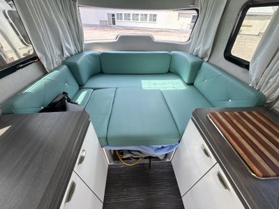 2019 Airstream 16U Nest Base