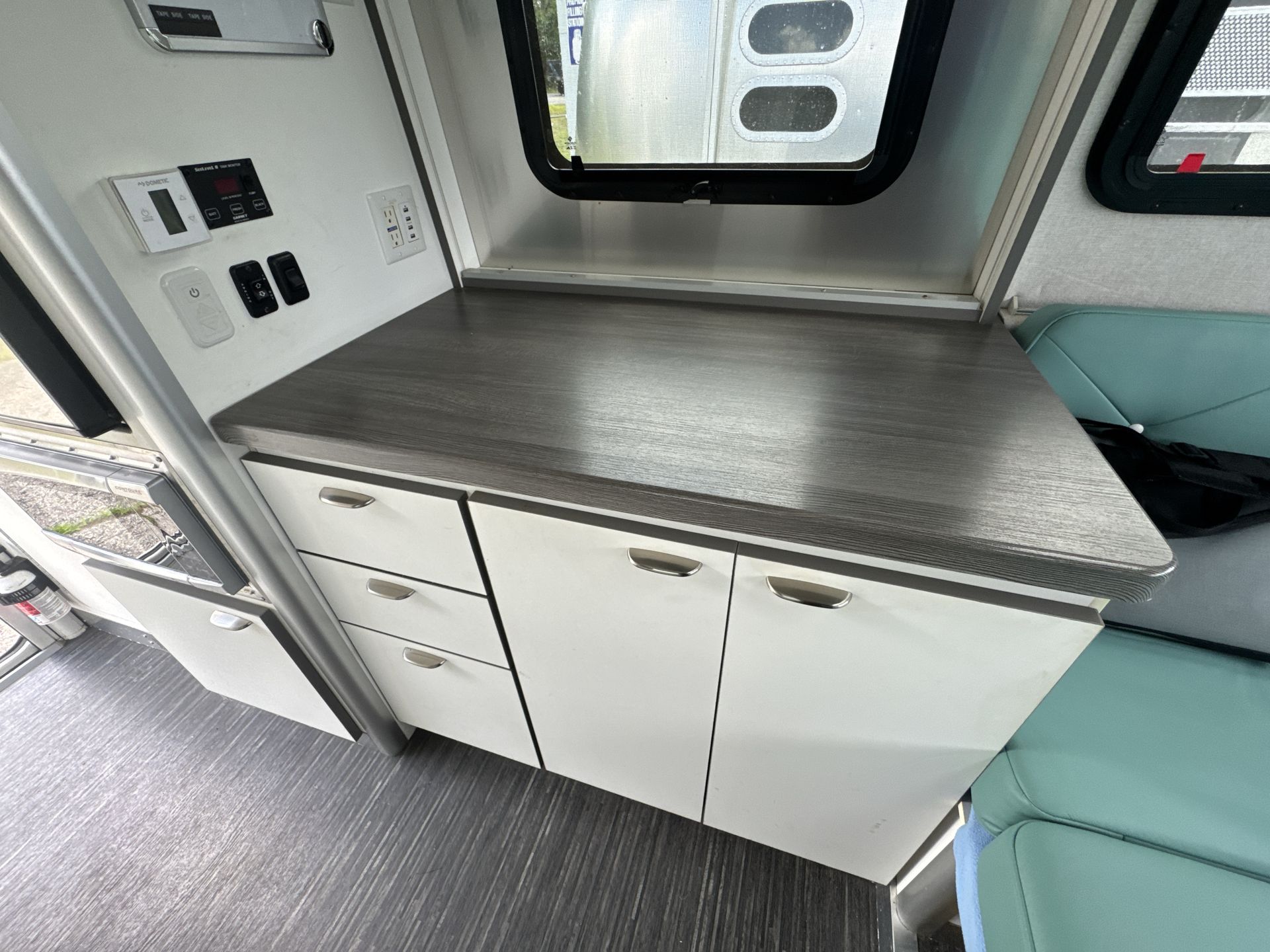 2019 Airstream 16U Nest Base
