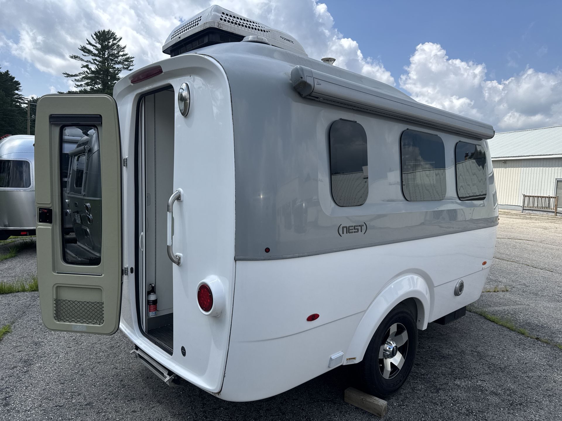 2019 Airstream 16U Nest Base