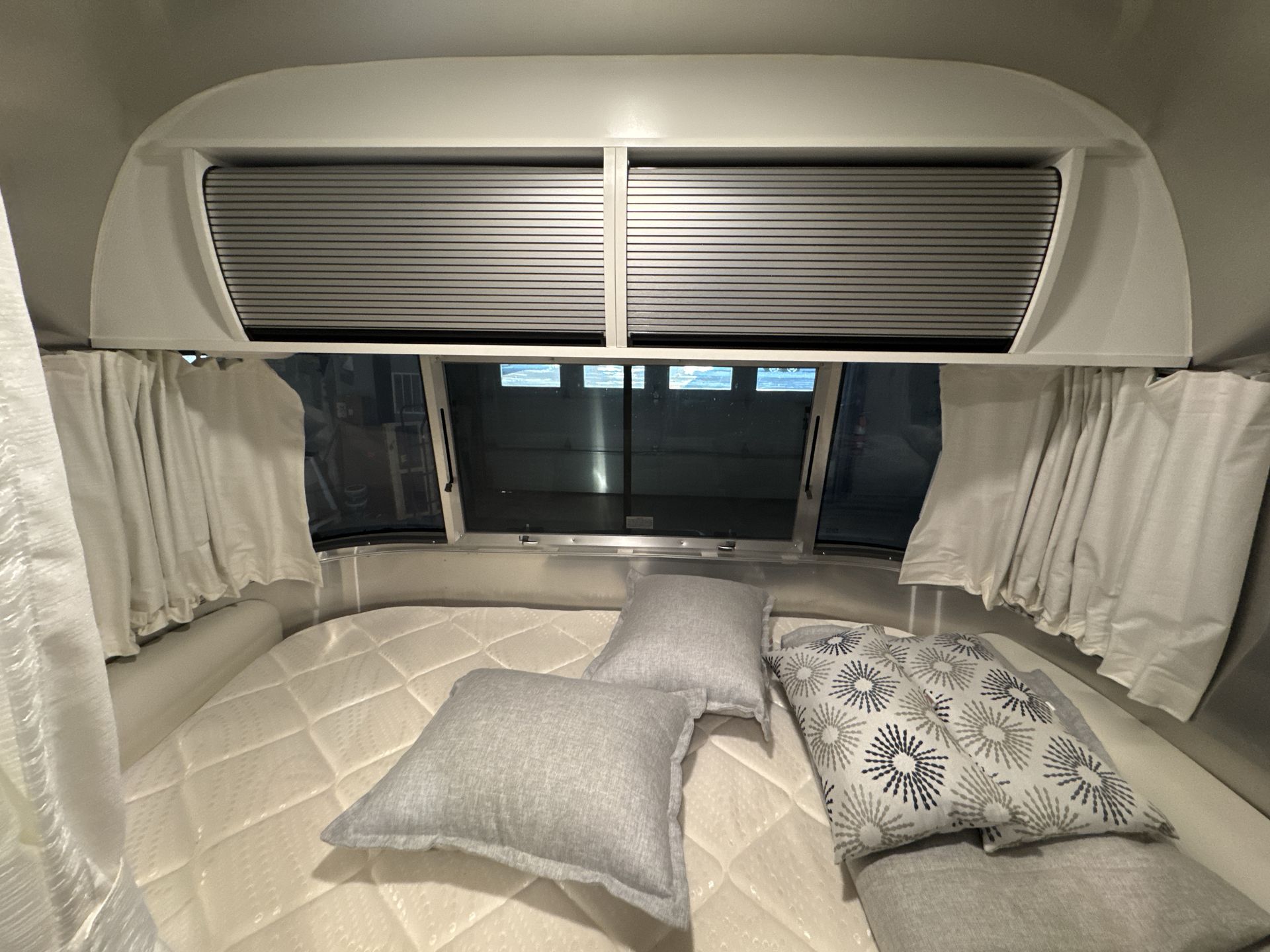 2024 Airstream 20FB Base