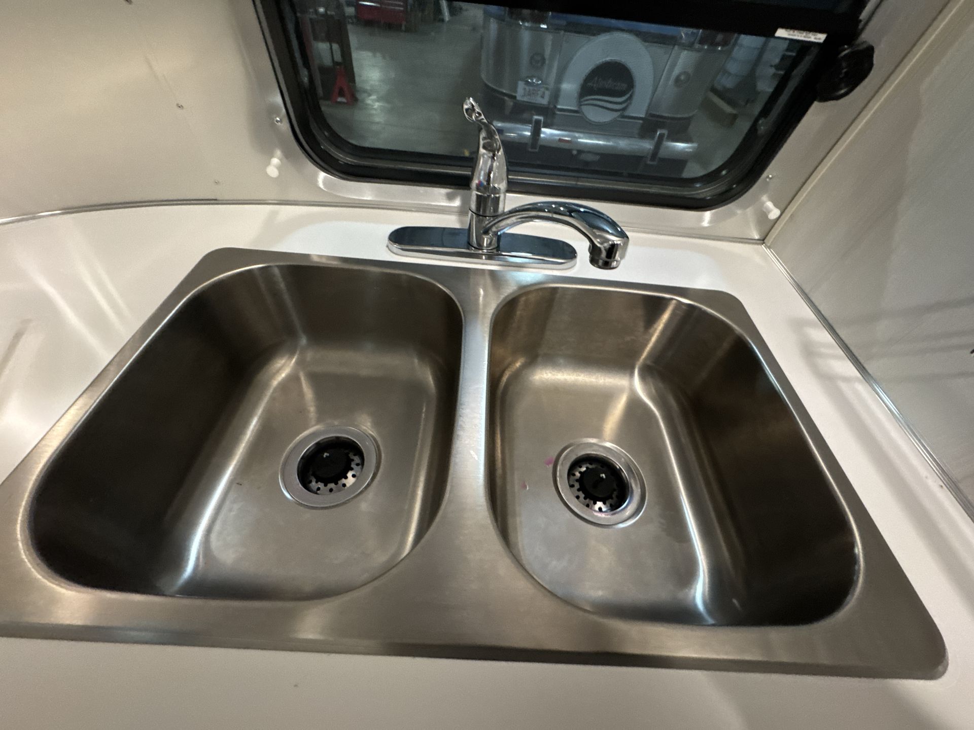 2024 Airstream 20FB Base