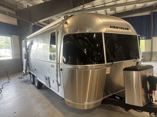 2025 Airstream 25FBQ Base
