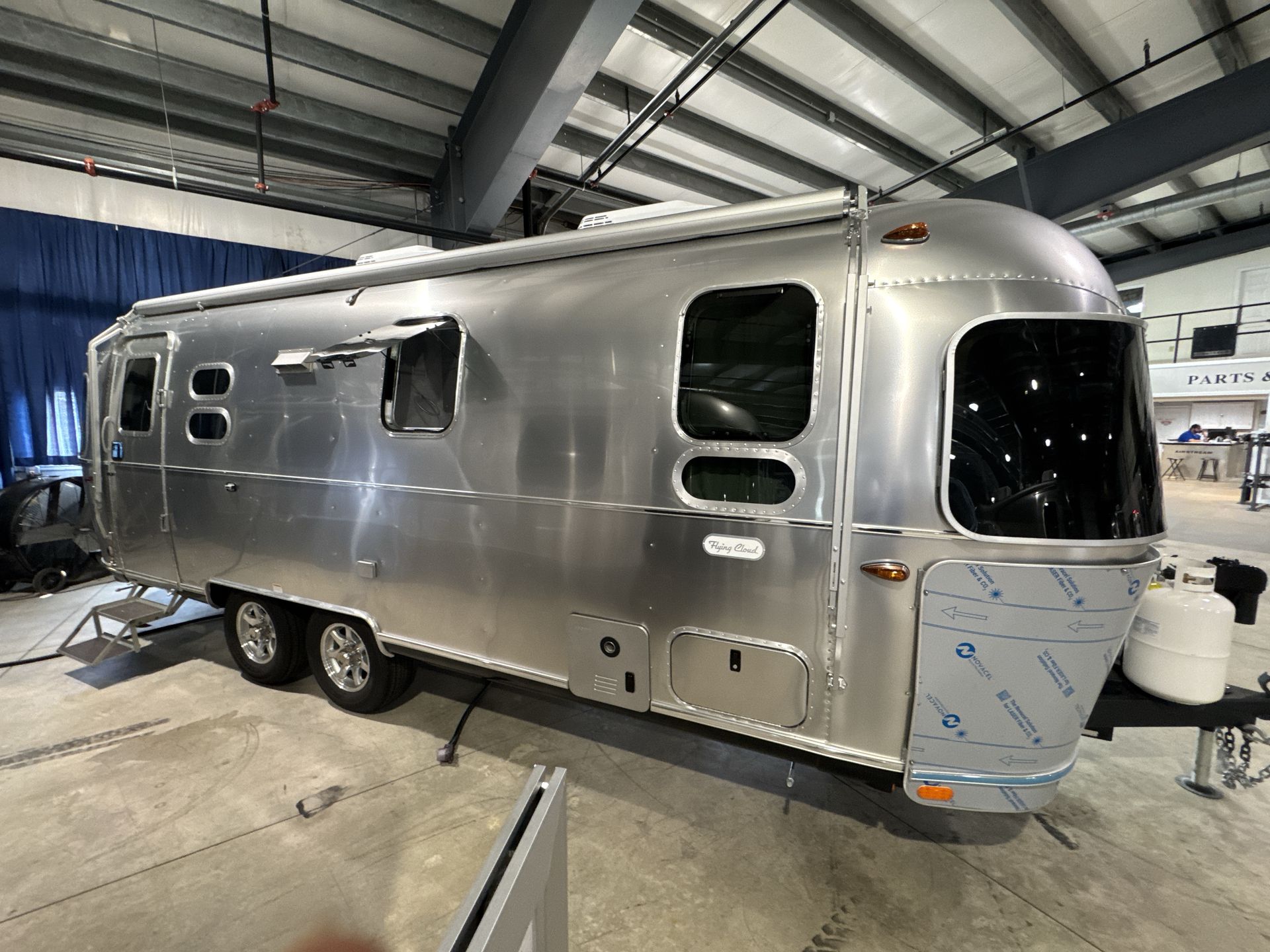 2026 Airstream 25FBQ Base
