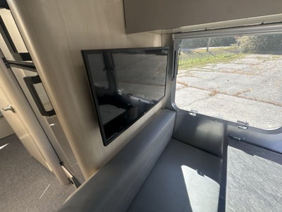 2021 Airstream 30RB Queen Base