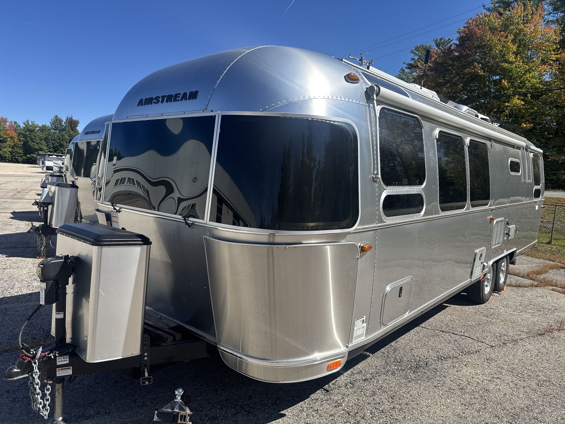 2021 Airstream 30RB Queen Base