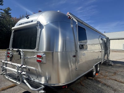 2021 Airstream 30RB Queen Base