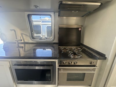 2020 Airstream 30RBQ Base