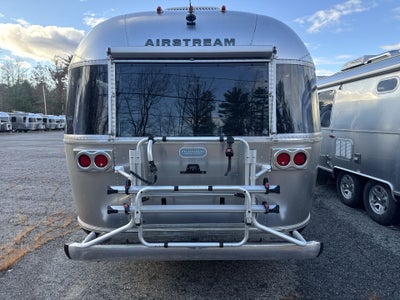 2022 Airstream 28RB Base