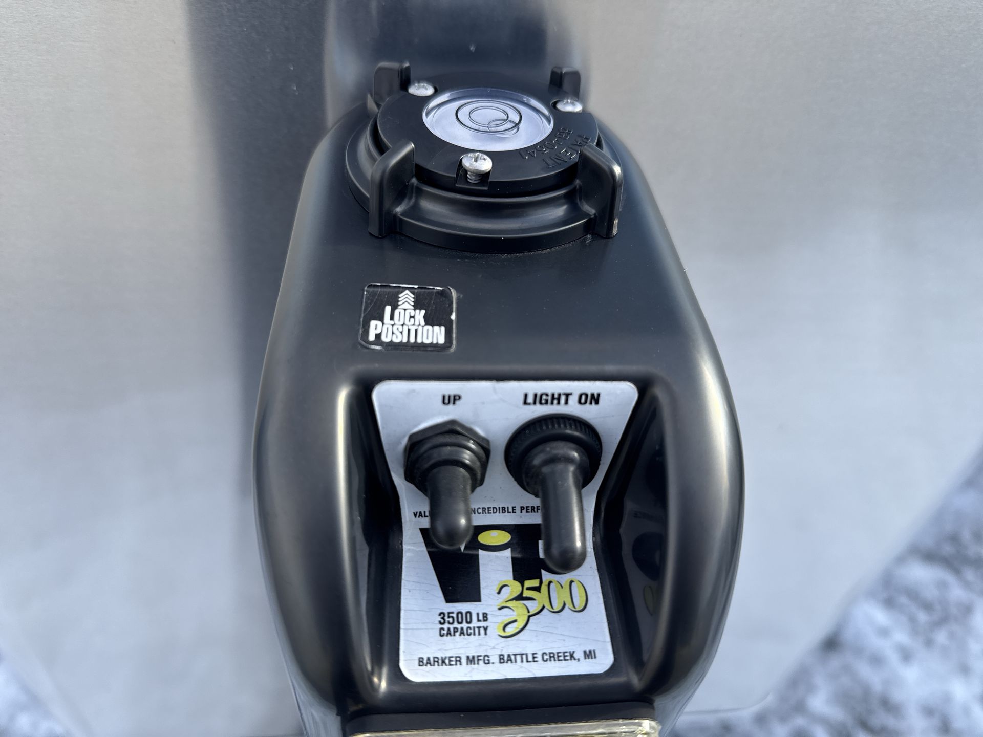 2024 Airstream 25FB Base