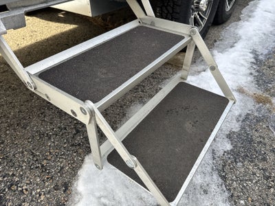 2024 Airstream 25FB Base