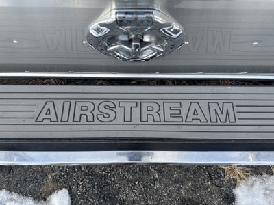 2024 Airstream 25FB Base