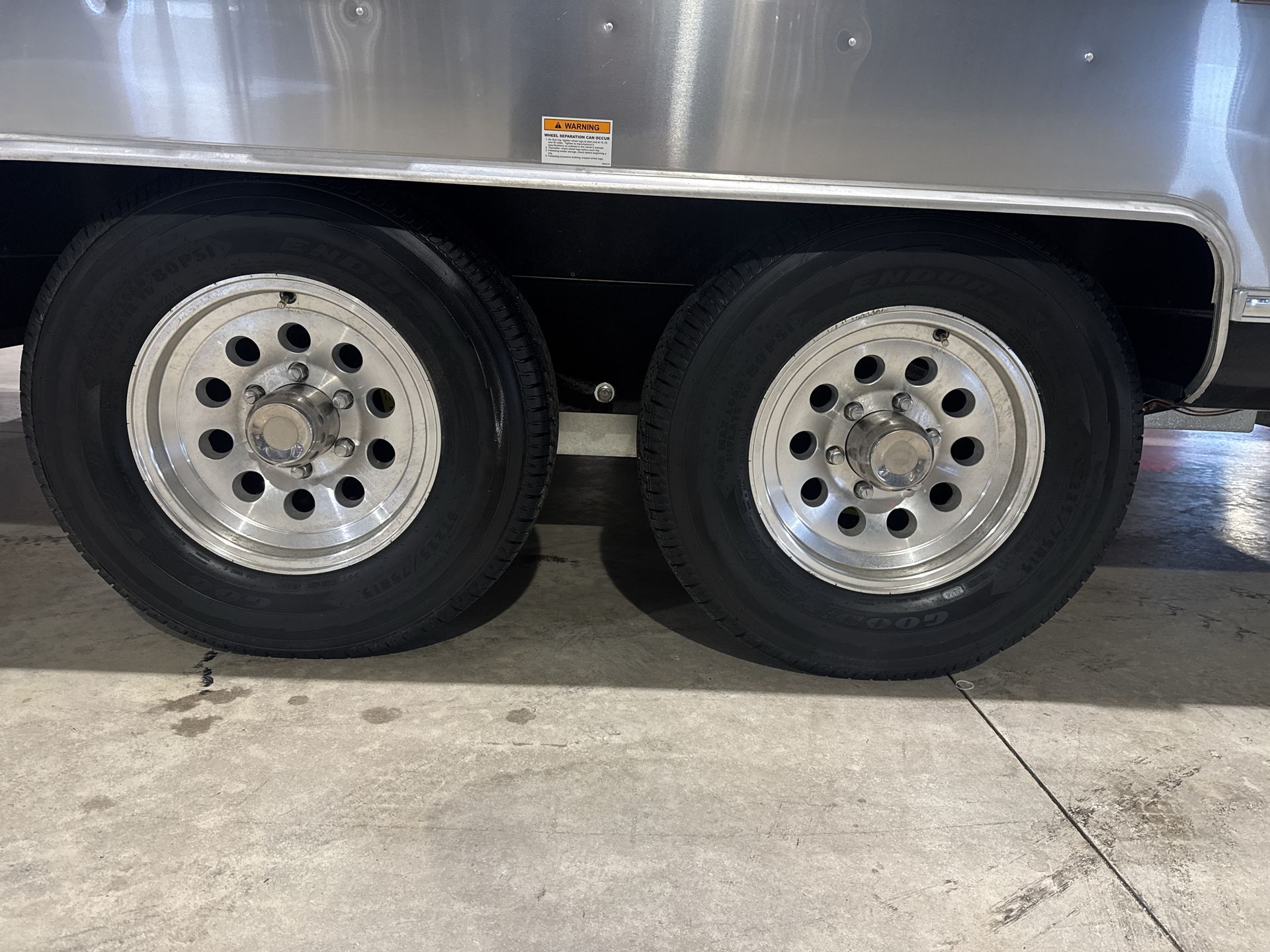 2025 Airstream 25FBQ Base