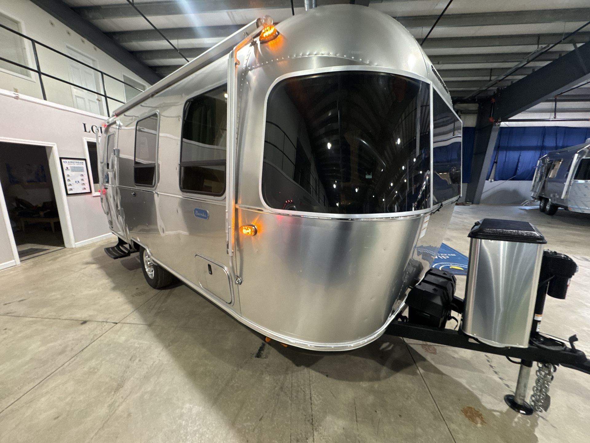 2026 Airstream 22FB Base
