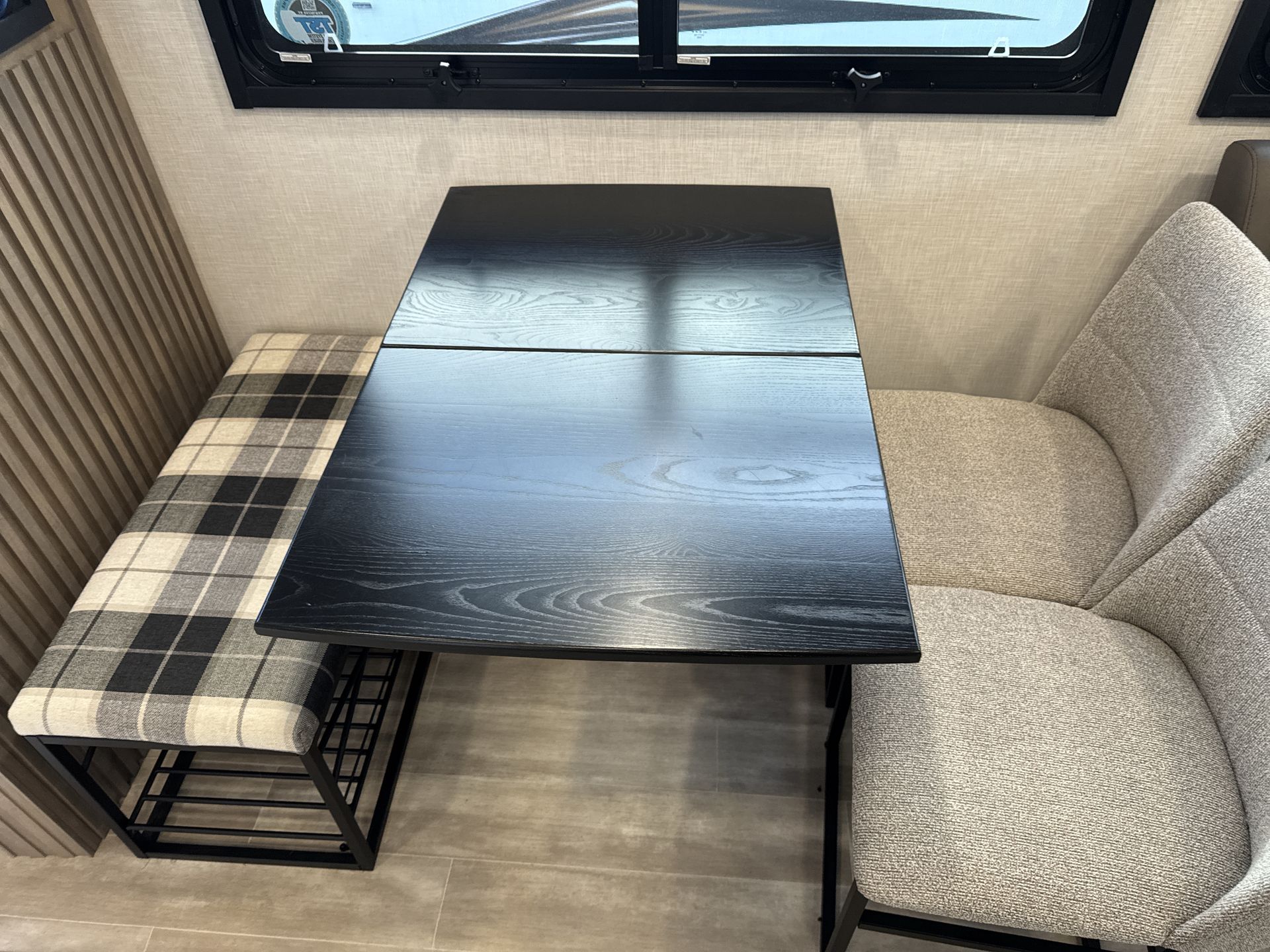 2024 KZ D301RLT Base