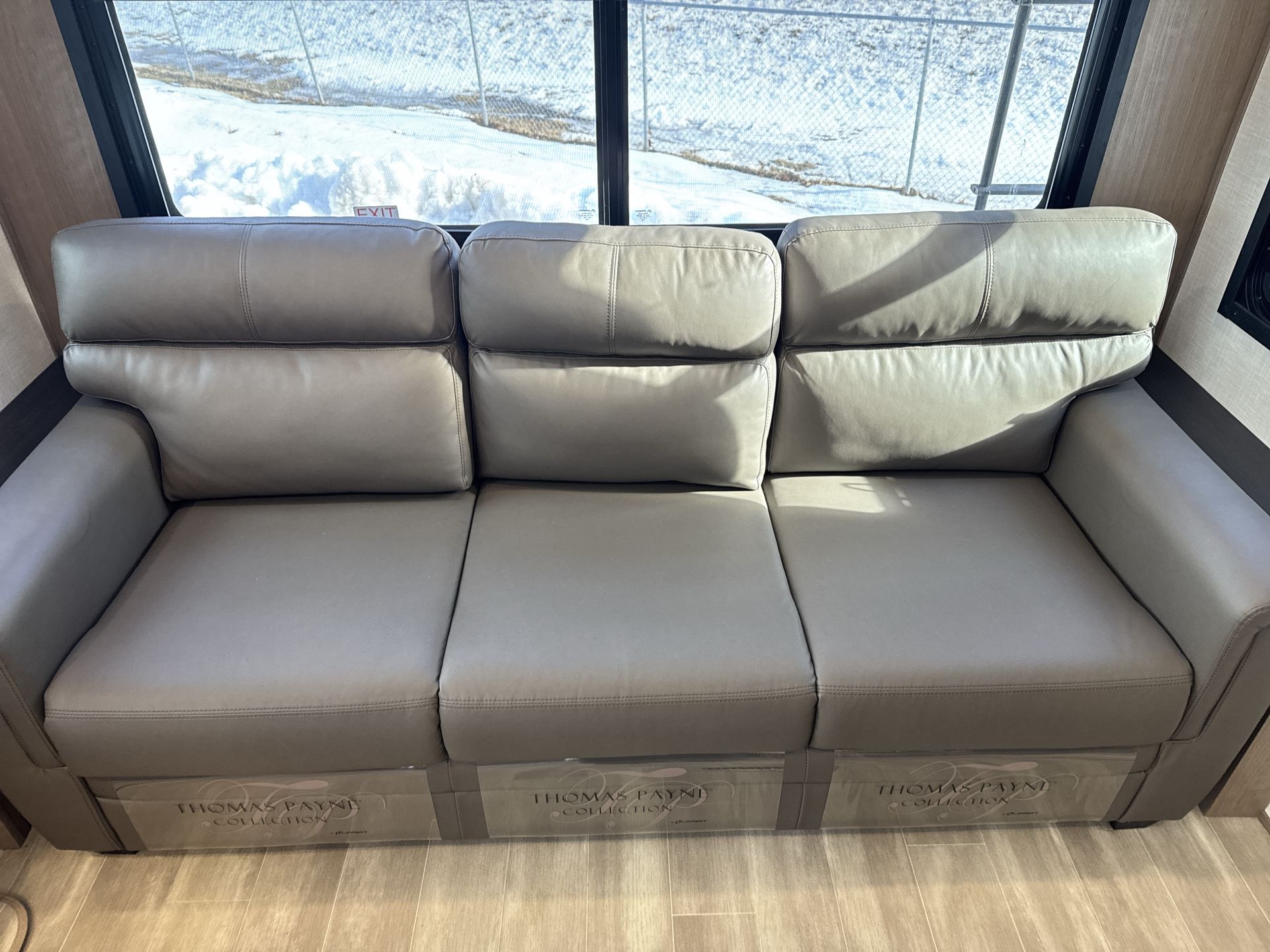 2024 KZ D301RLT Base