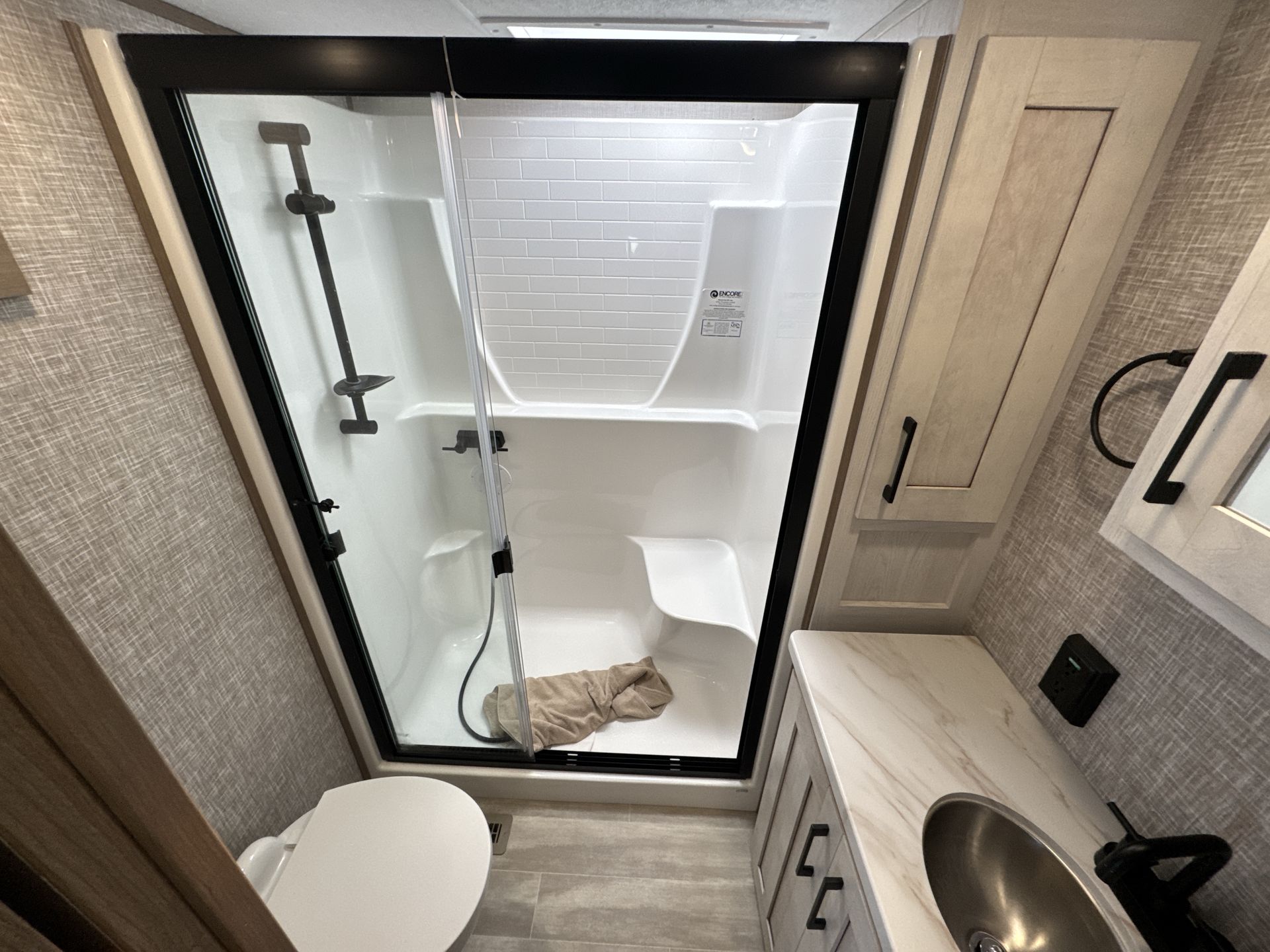 2024 KZ D301RLT Base