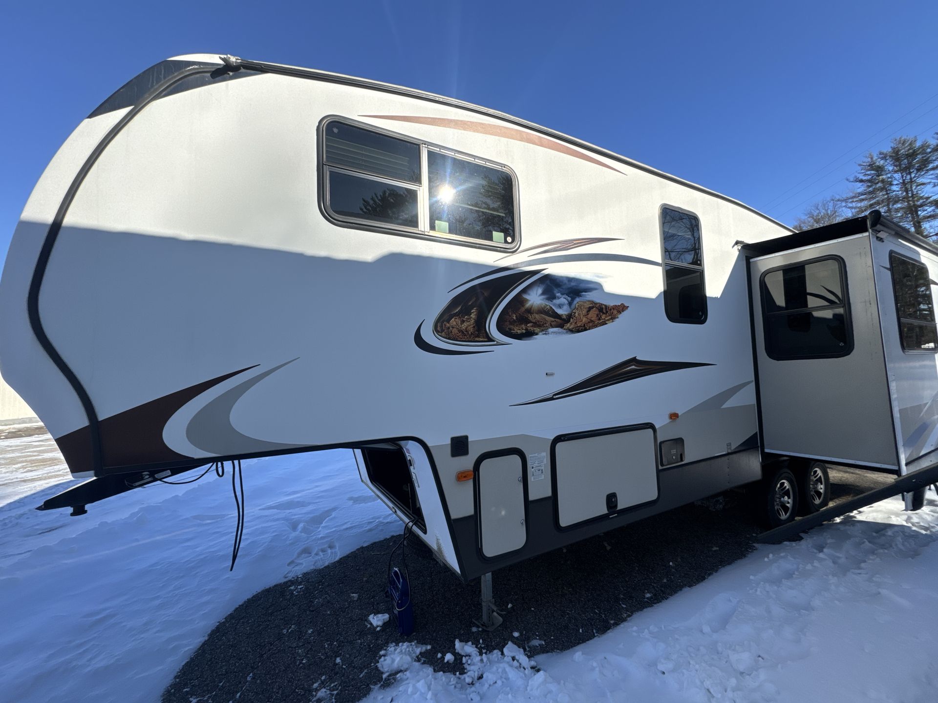 2014 Keystone 269FWLRS Base