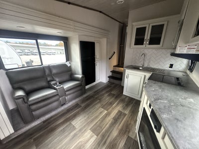 2023 Keystone 24RDS Base