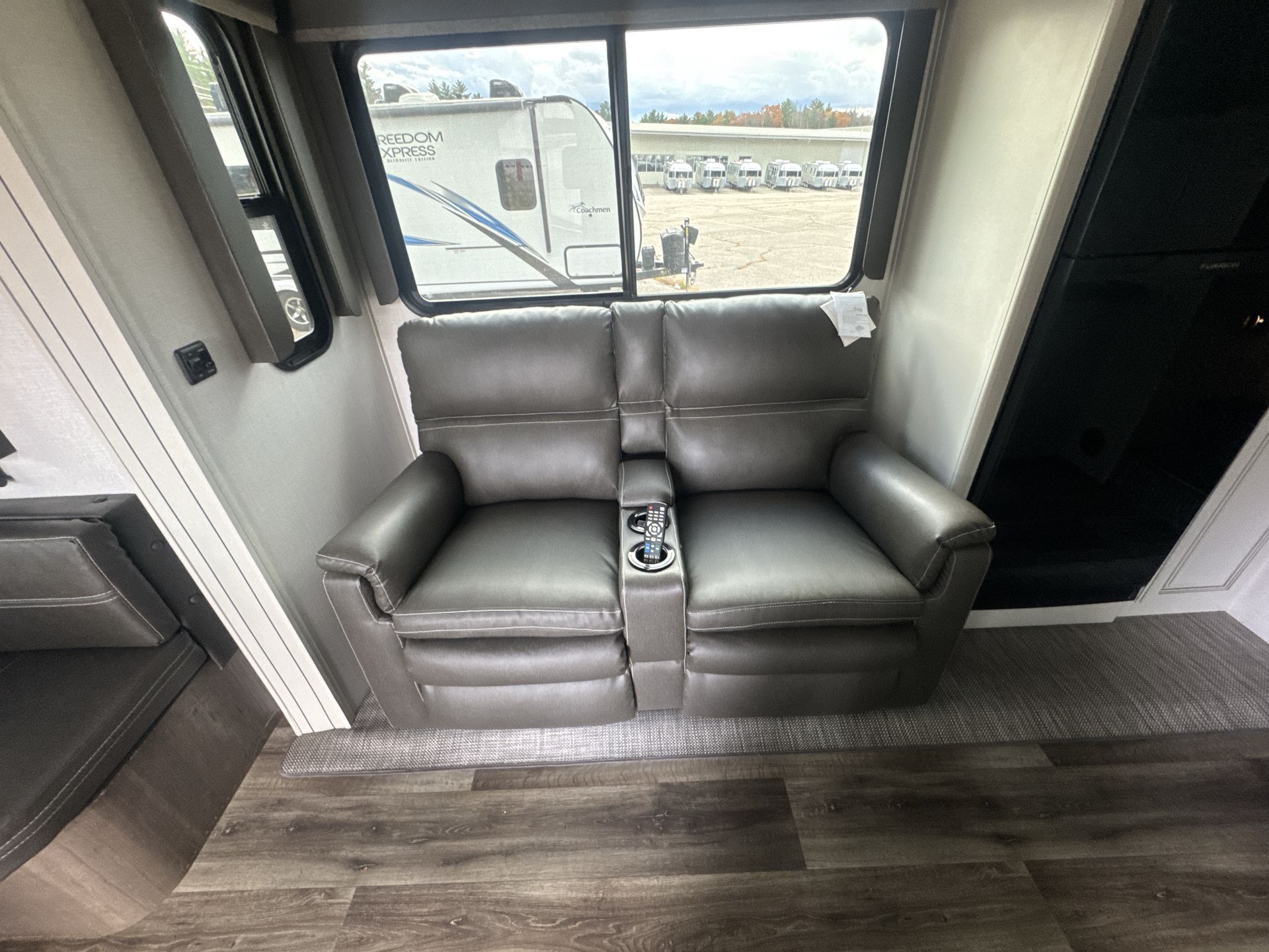 2023 Keystone 24RDS Base