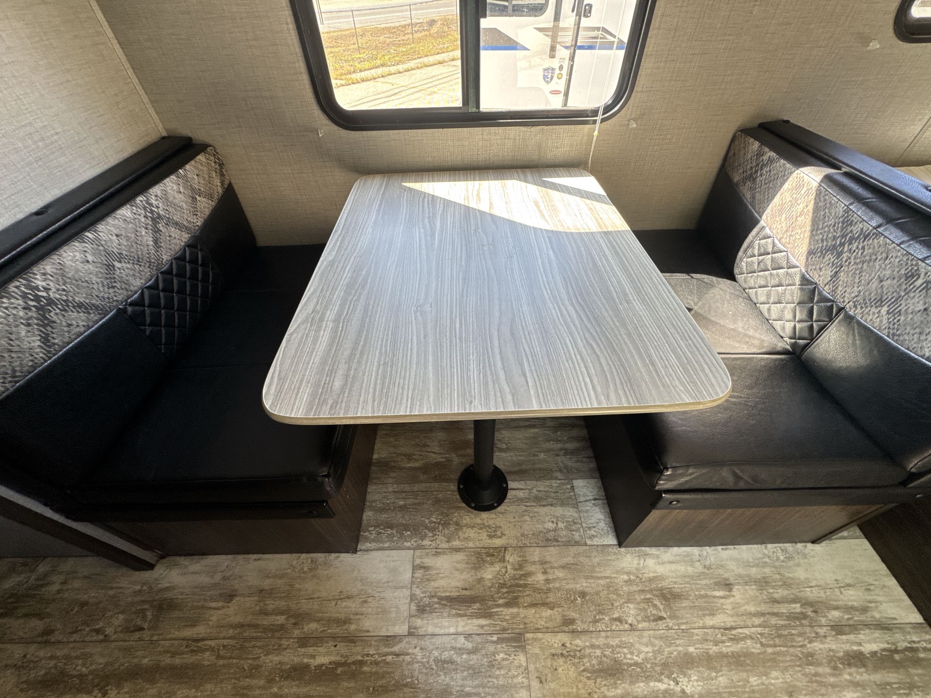 2020 CrossRoads 18BH Base