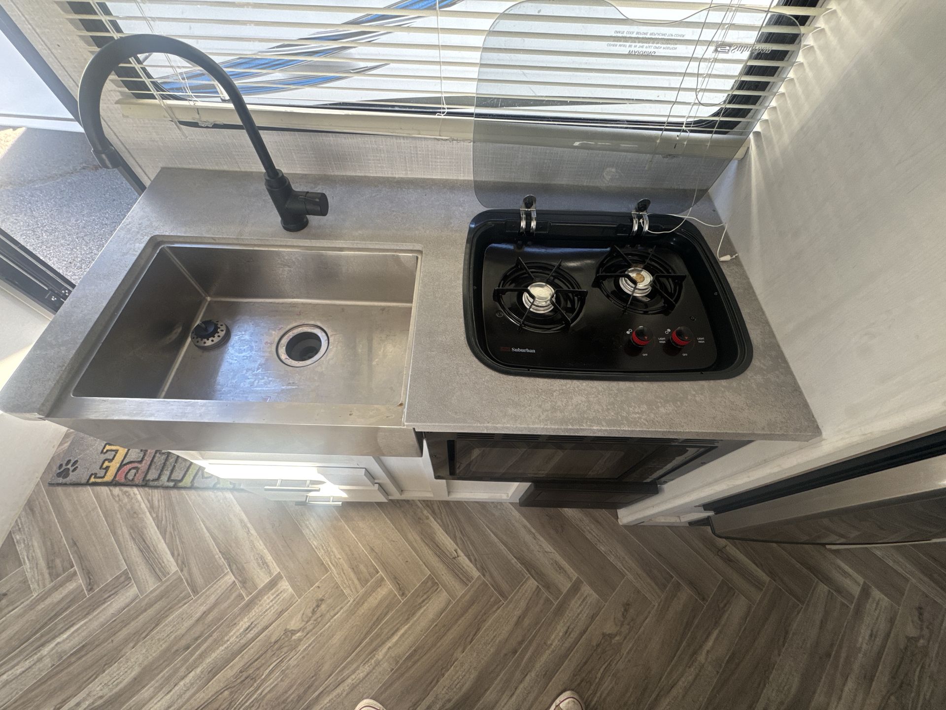 2022 Dutchmen 1200RK Base