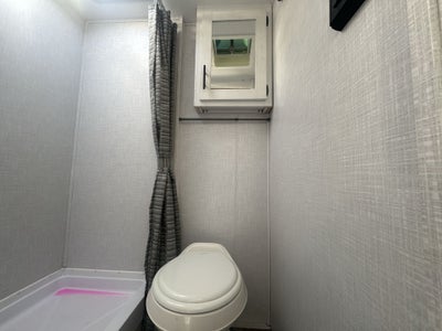 2022 Dutchmen 1200RK Base