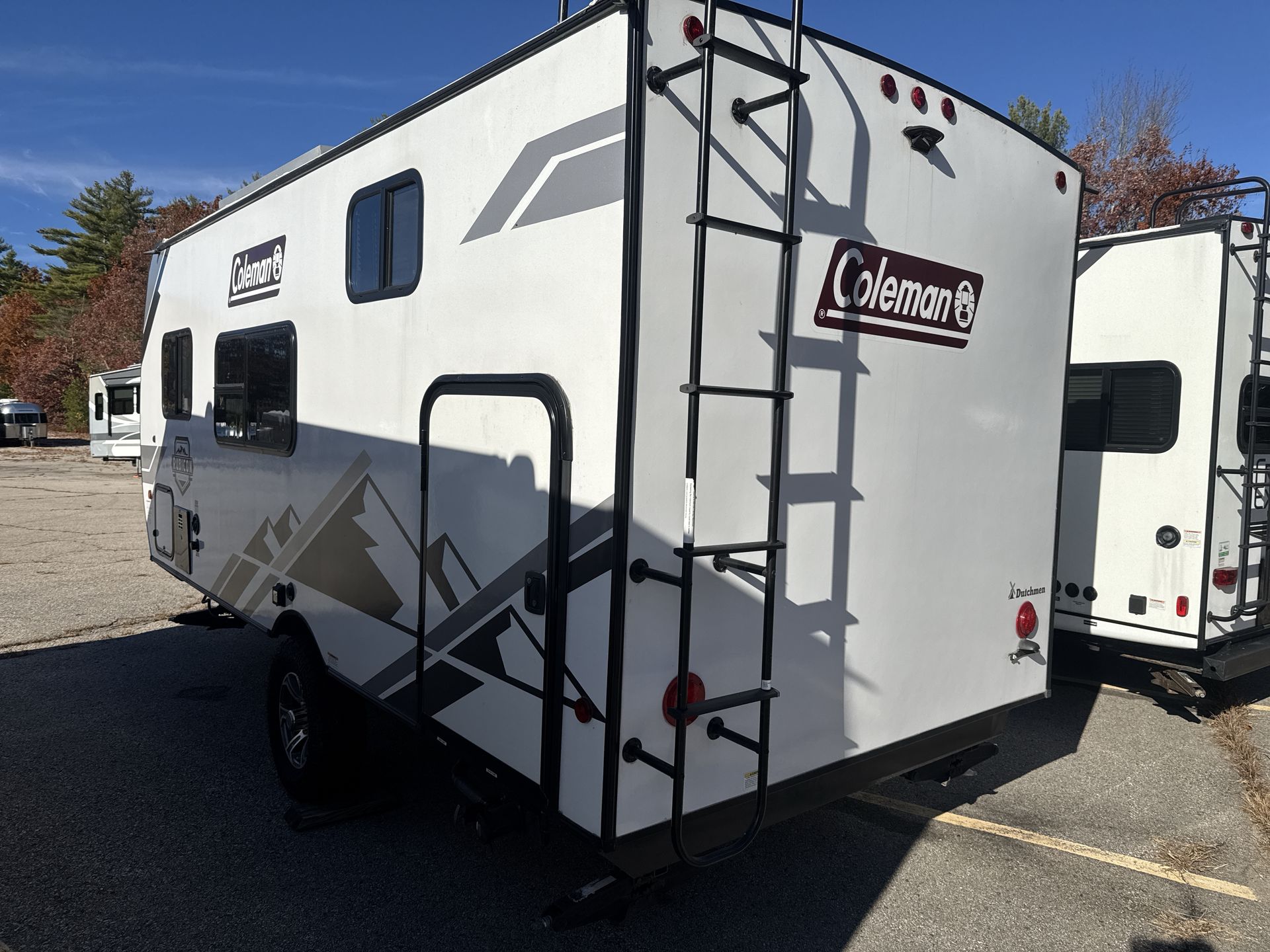 2022 Dutchmen 1200RK Base