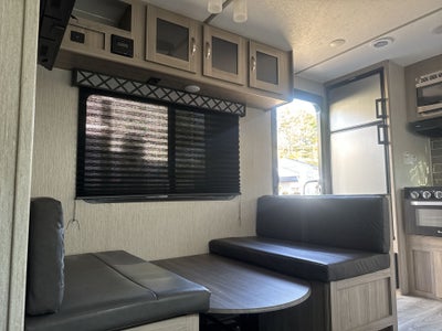 2021 Coachmen 246RKS Base