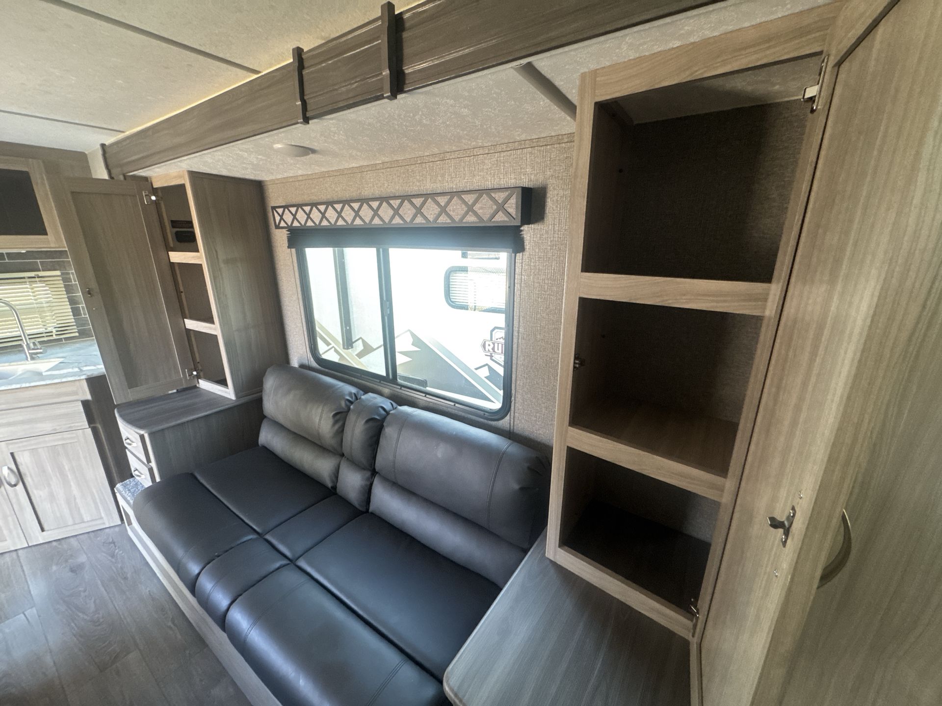 2021 Coachmen 246RKS Base