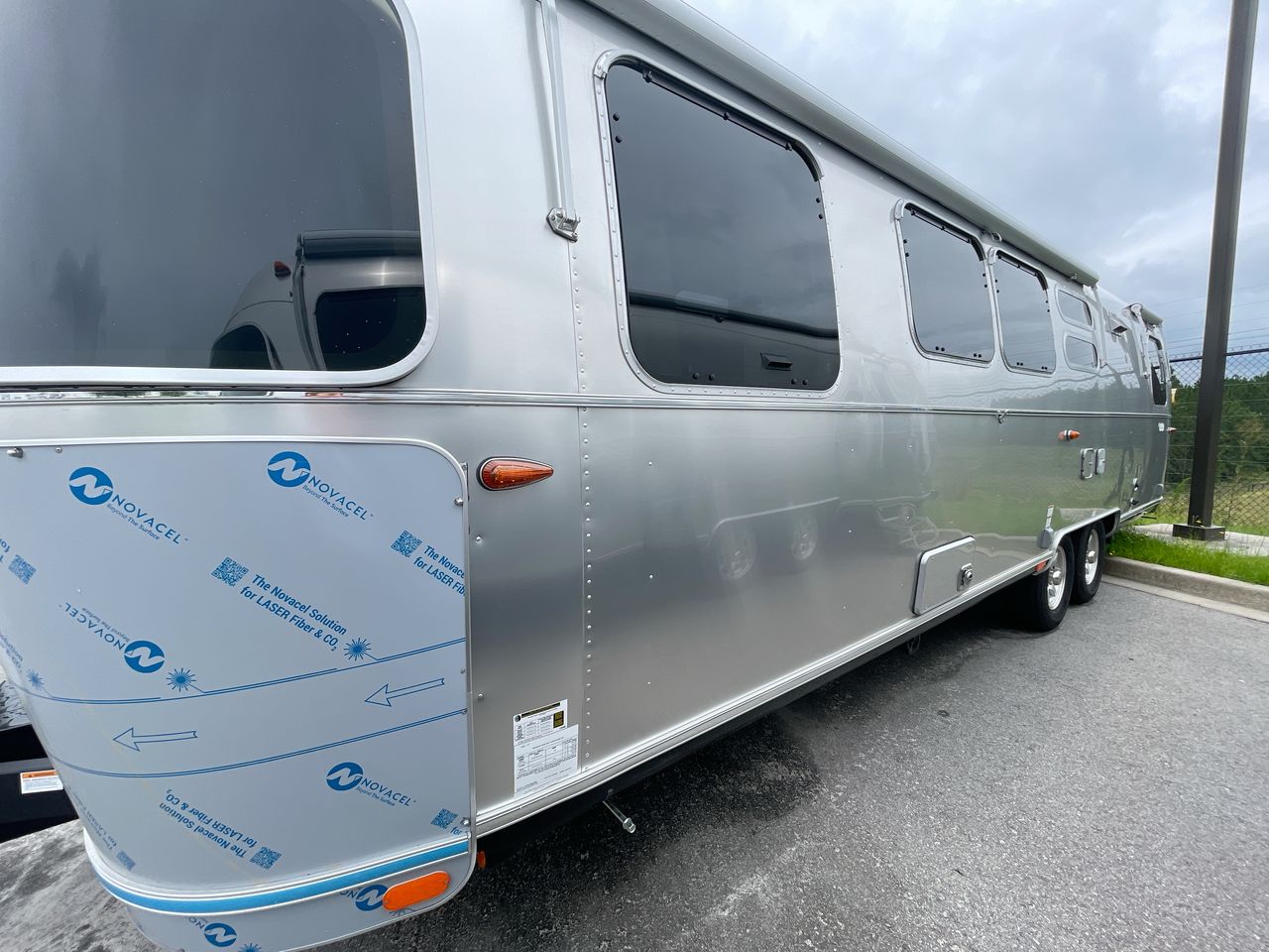 2025 Airstream 30FBBQ Base