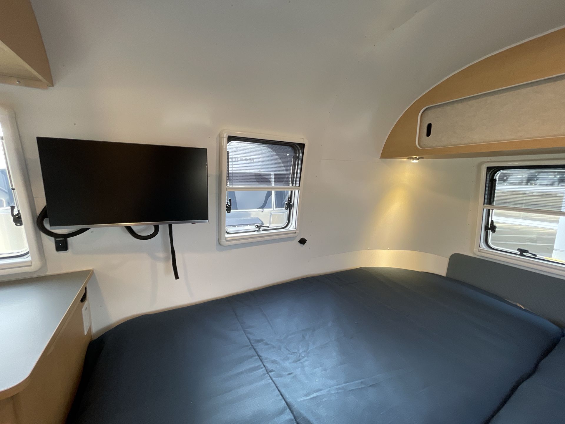 2026 Airstream 22RB Base