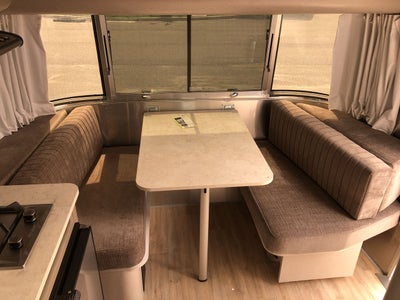 2025 Airstream 16RB Base