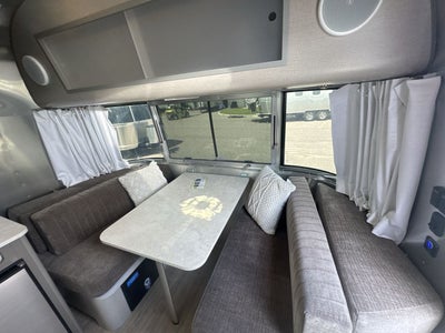 2025 Airstream 16RB Base