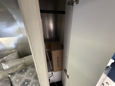 2026 Airstream 16RB Base