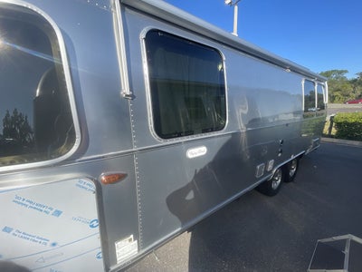 2026 Airstream 25FBQ Base