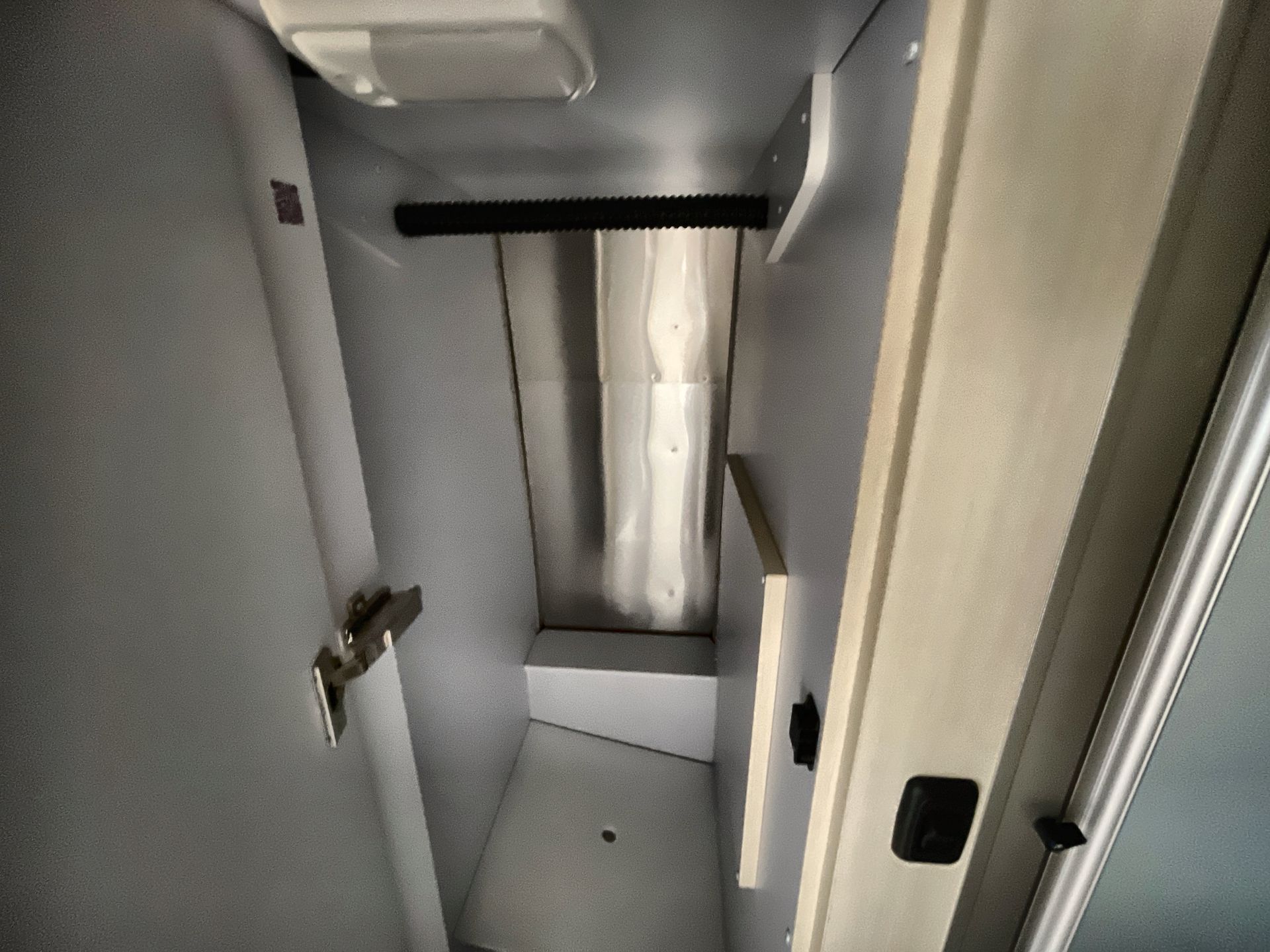 2026 Airstream 25FBT Base