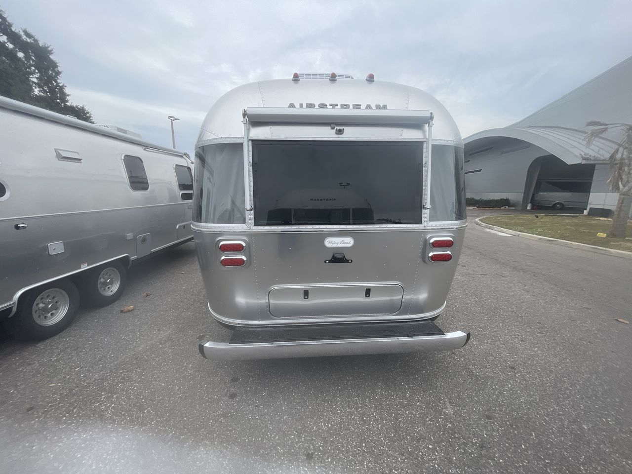 2026 Airstream 28RBT Base